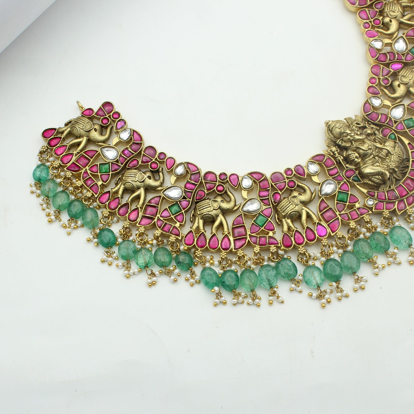 41893 Jadau Ganesh short necklace