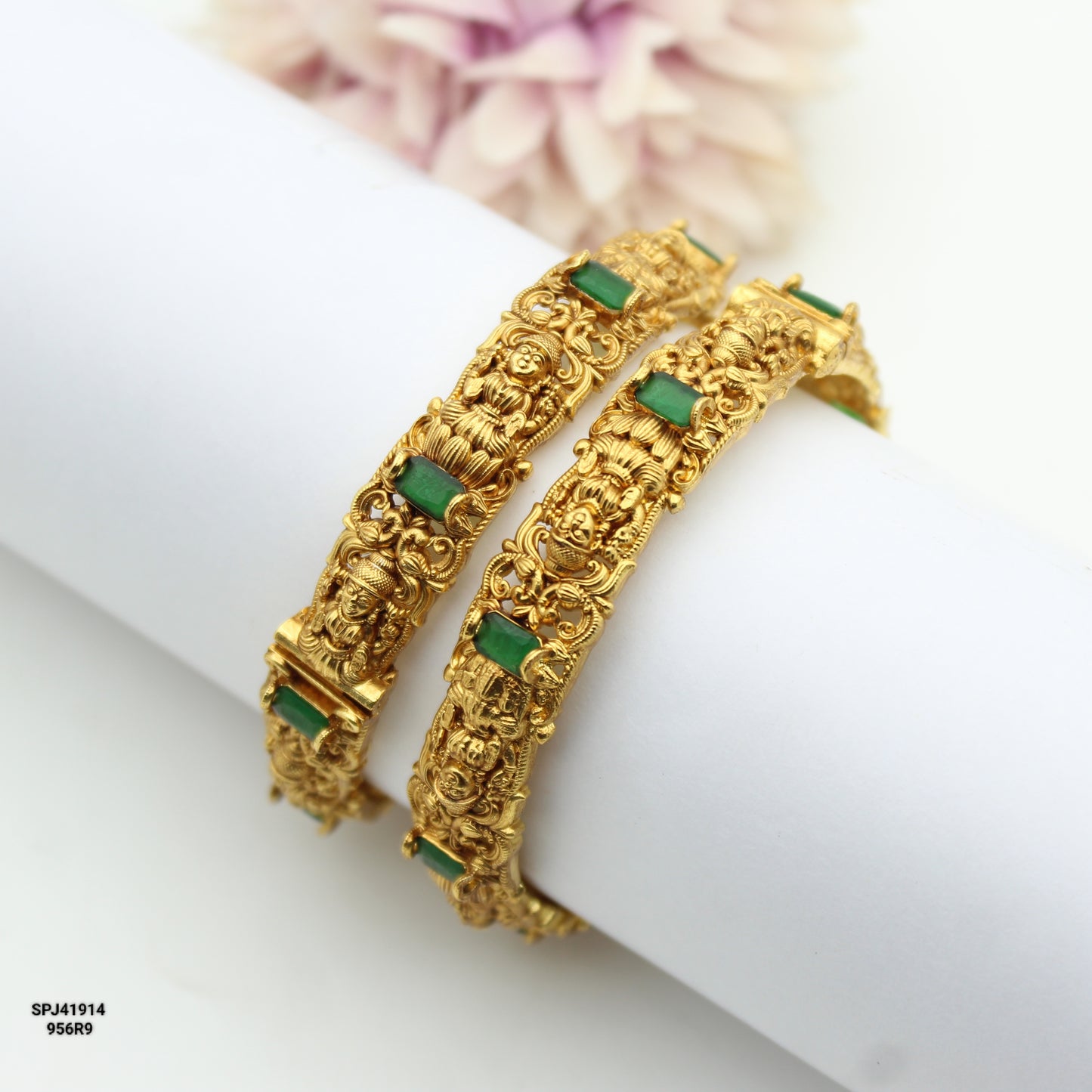 41914 Nakshi Laxmi Openable Bracelets Green