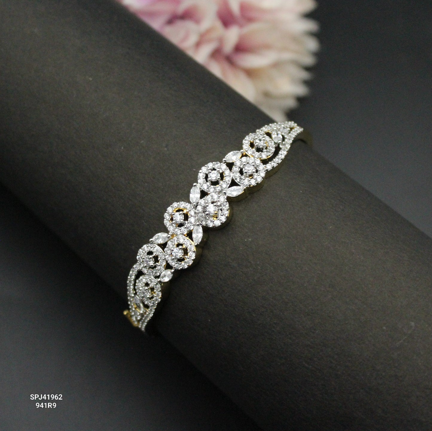 41962 GJ Fancy Bracelet