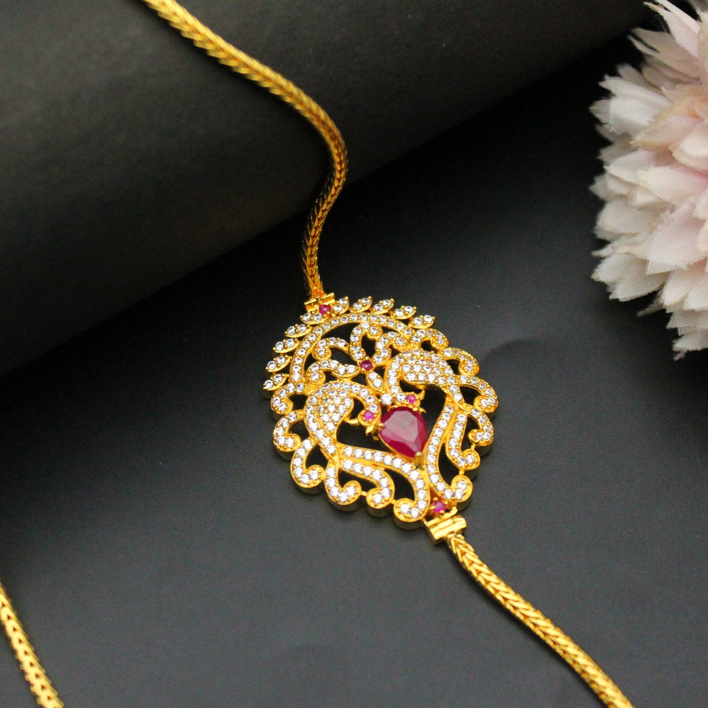 Gold Chain With Side Pendant