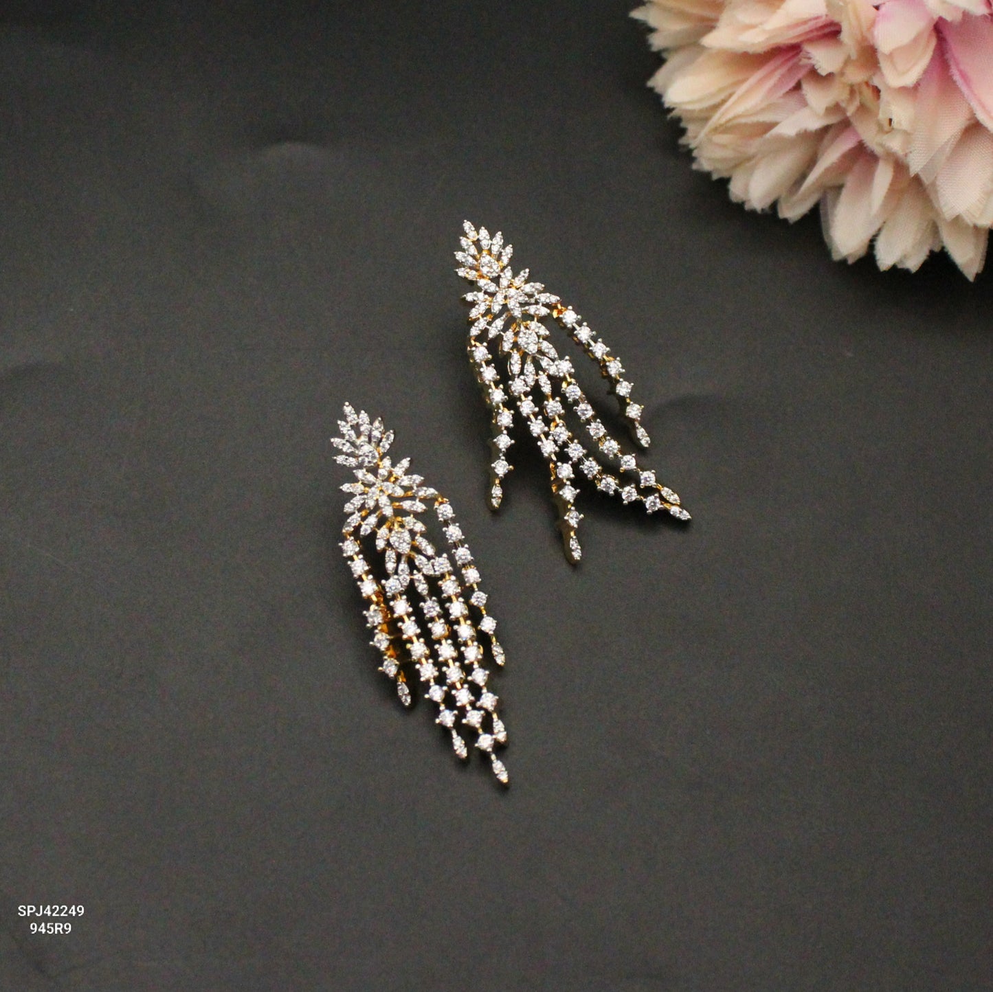 42249 GJ Full White Earrings Push Back