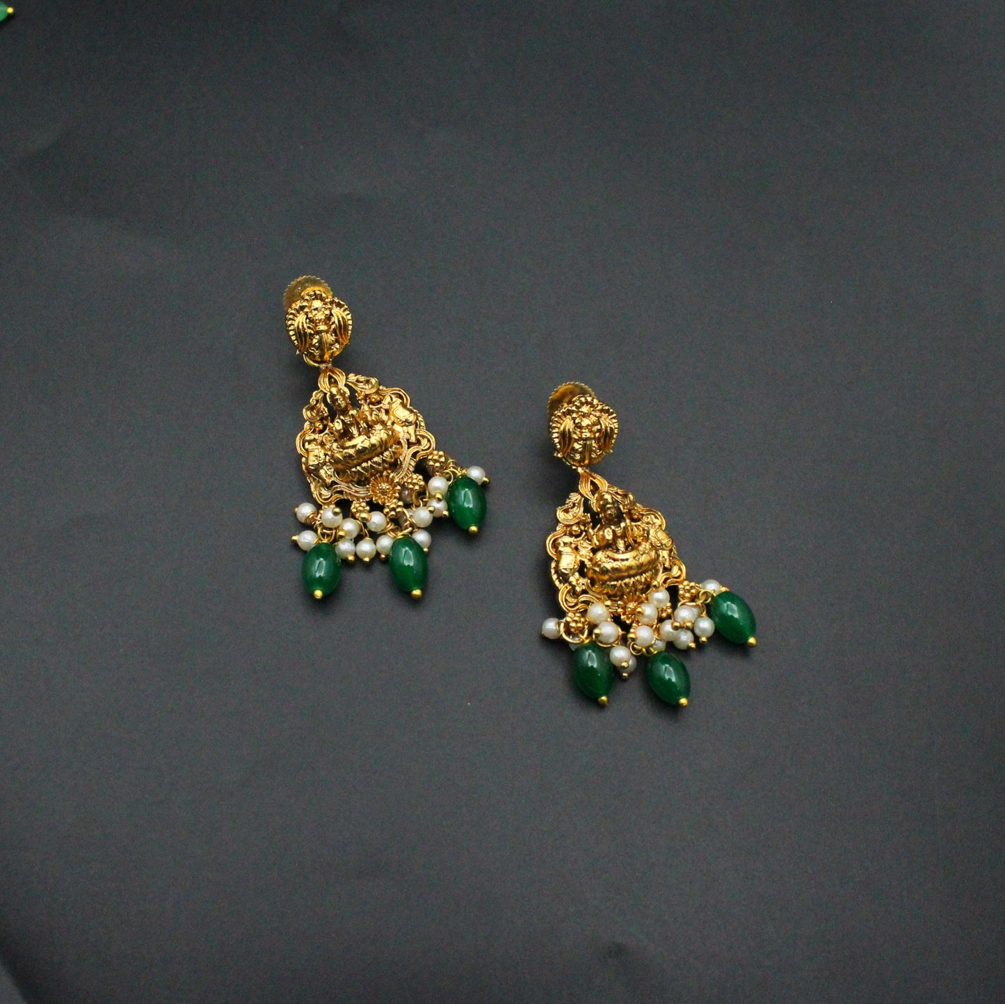 42346 Nakshi Kasulu Short Necklace