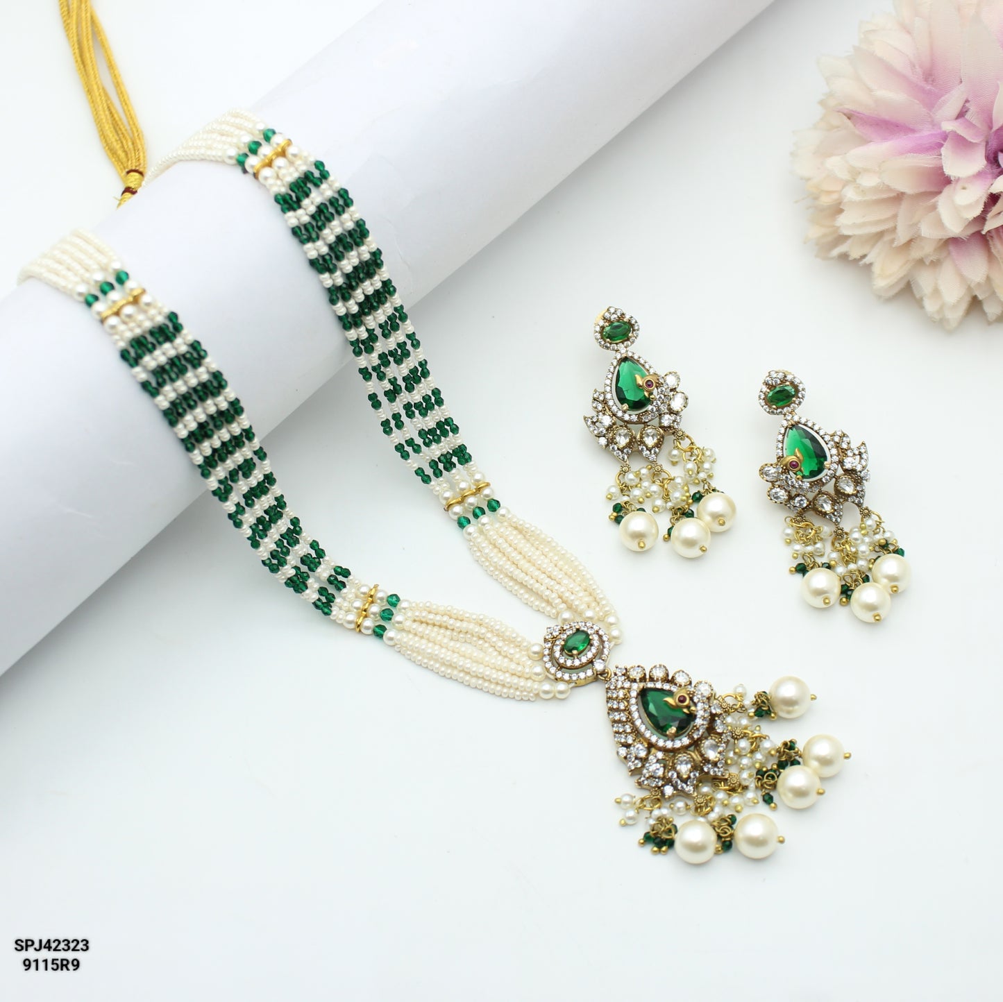 42323 Victorian Moissanite Green