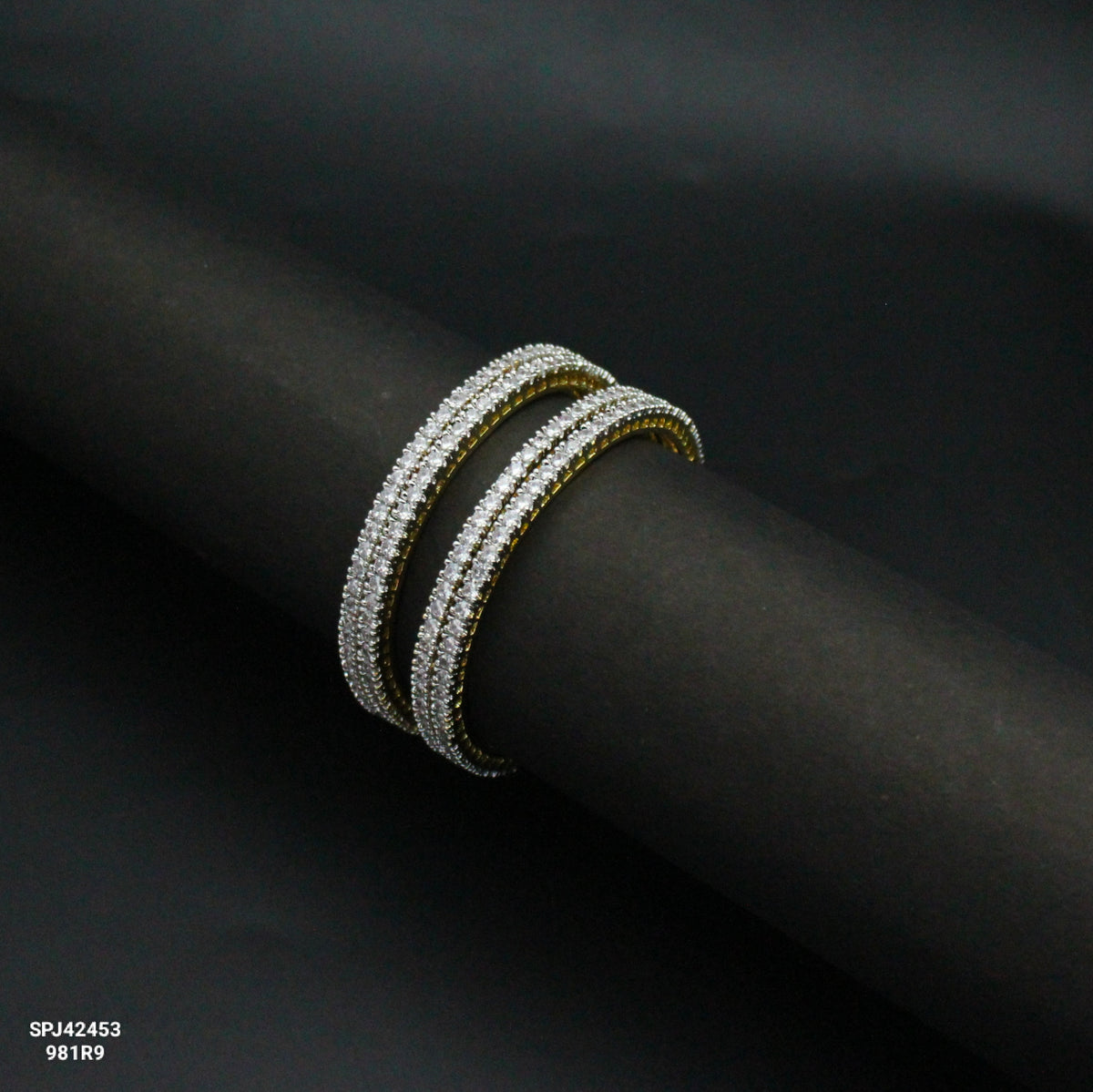 42453 GJ 4 Pcs Bangles