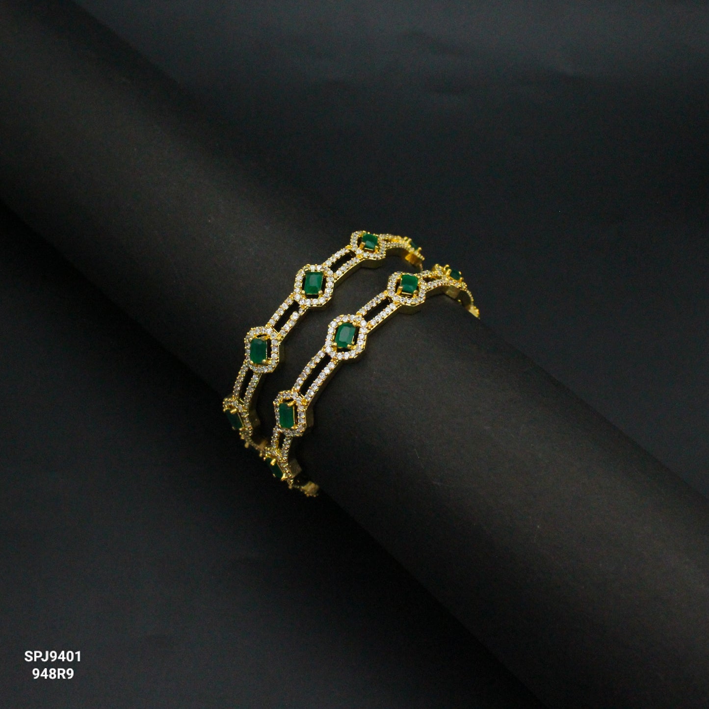 9401 GP Green Square Stone Bangles