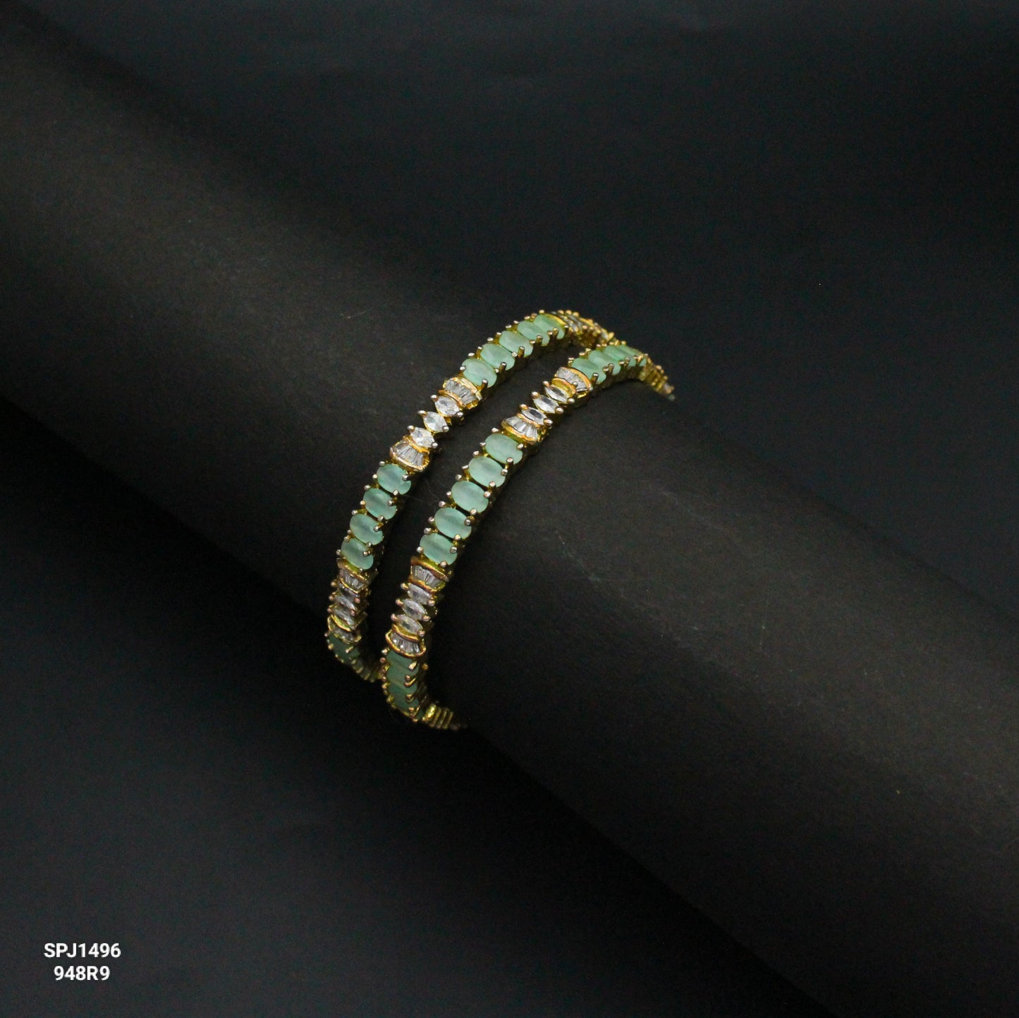 1496 GP Mint Bangle