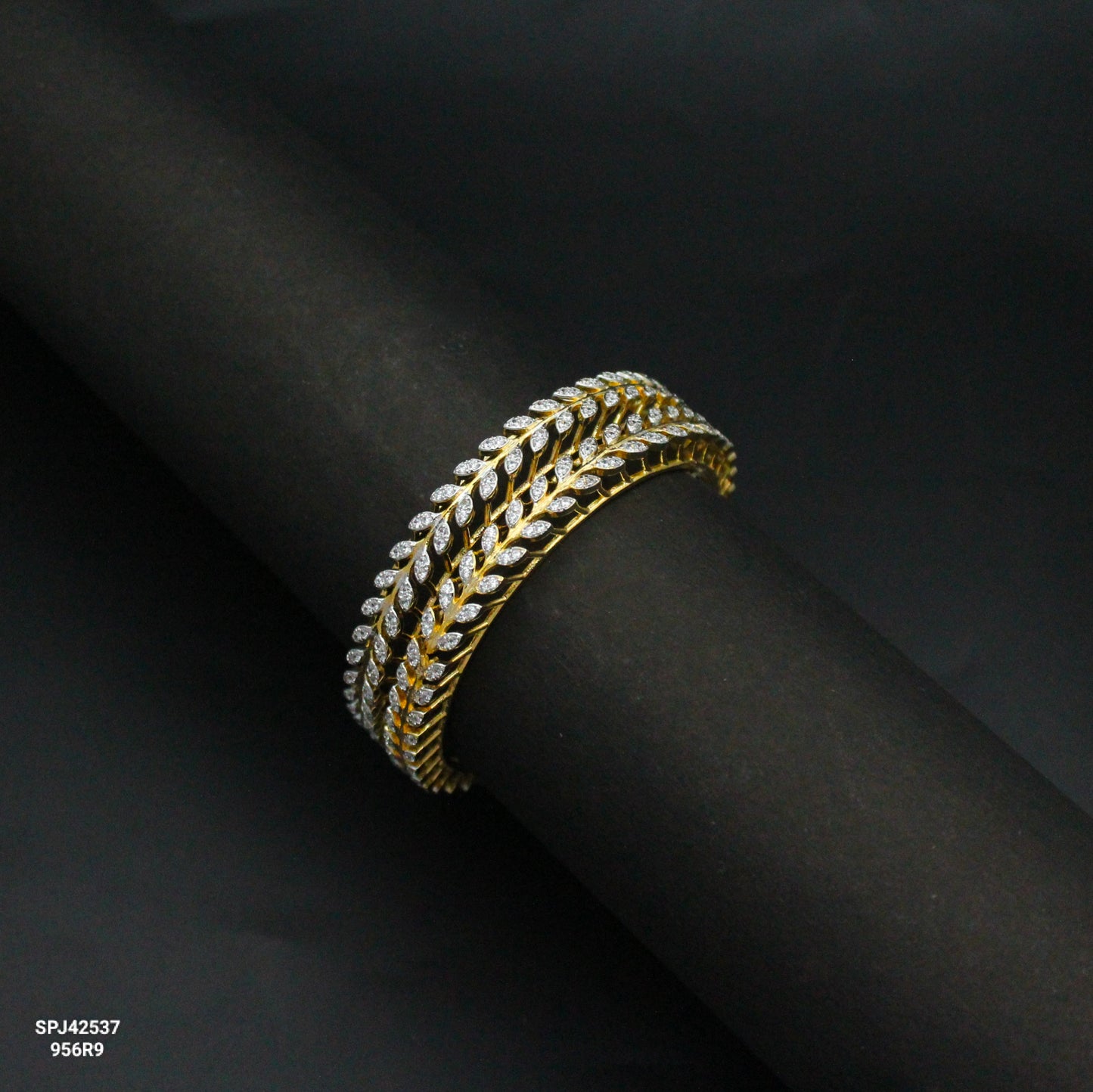 42536 GJ Leaf Bangles 2Pc