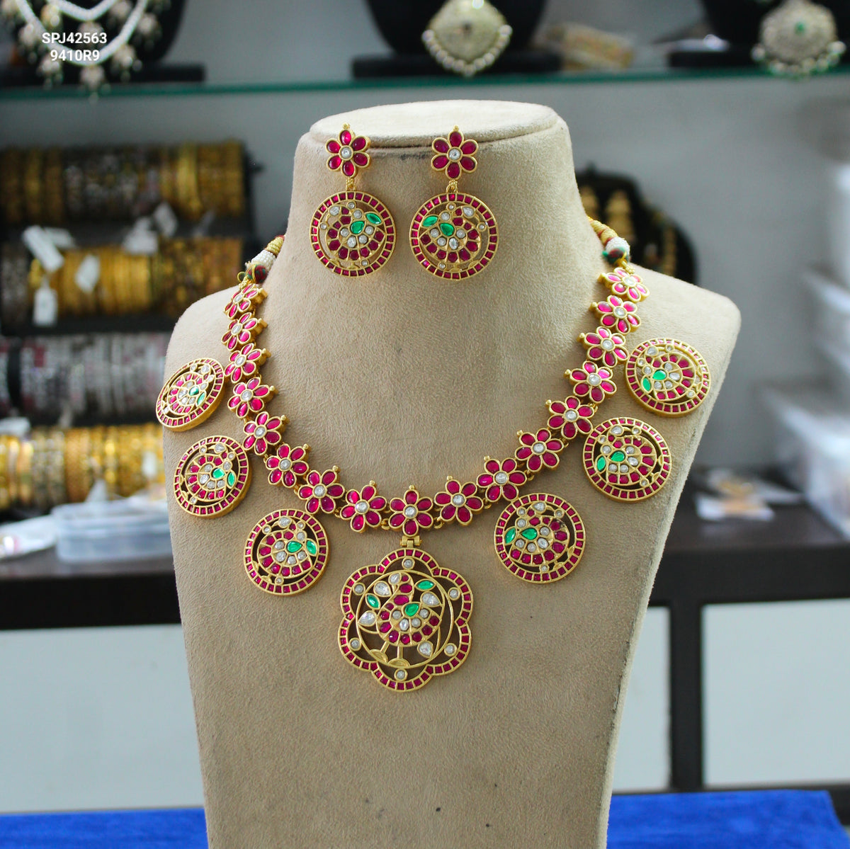 Jadau Peacock Bottumala Short Necklace Set