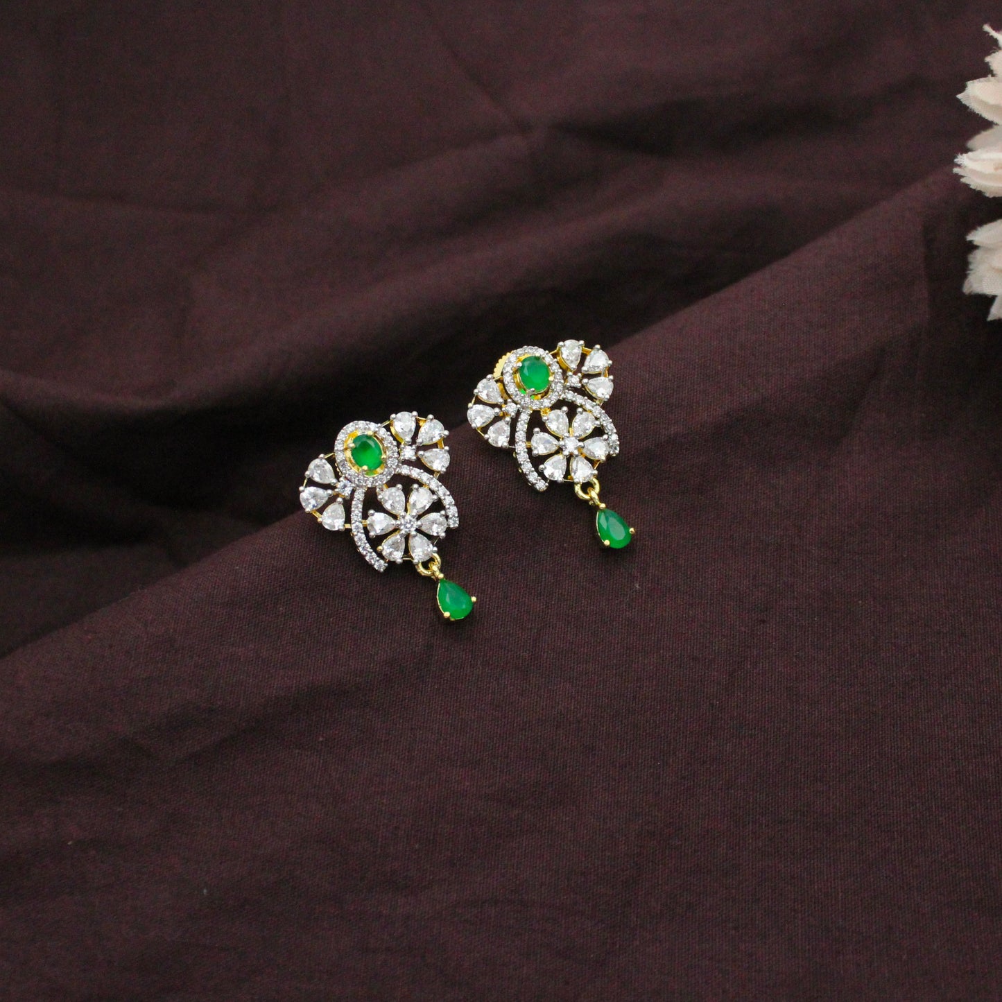 42778 Diamond Look Green Flower Design Pendant Set