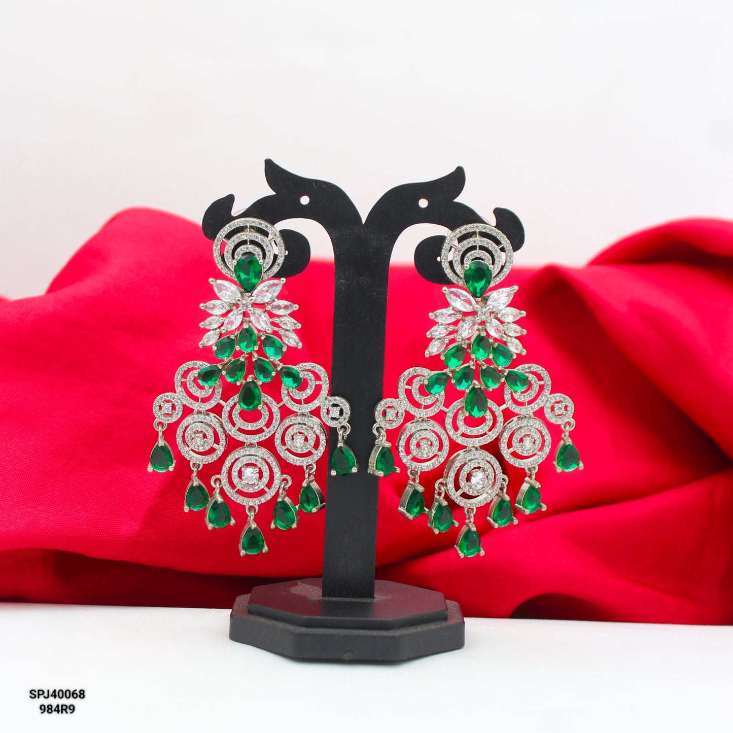 40068 Platinum Green Earrings