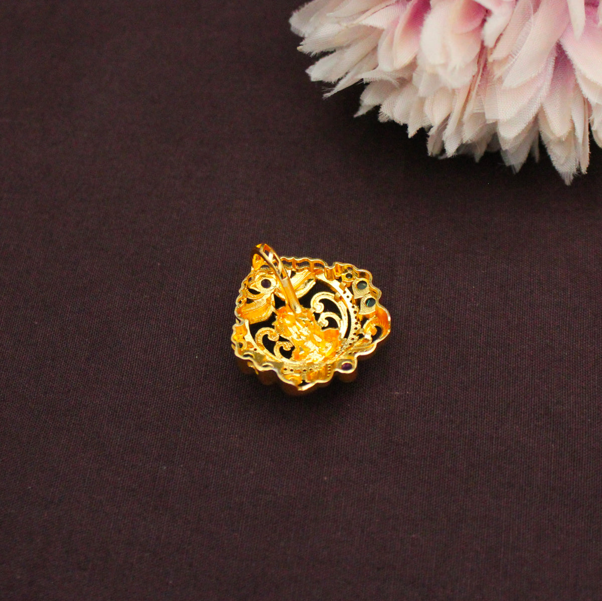 42685 Nakshi Small Locket