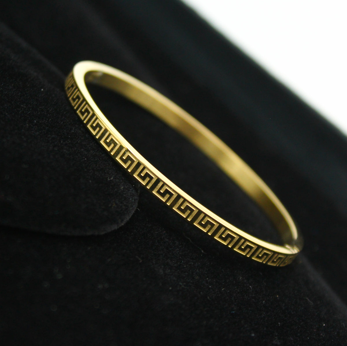 Stylish Gold Plated Kada