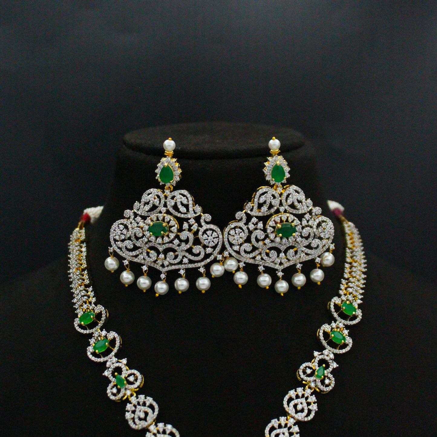 39506 Green CZ Stone GJ Short Necklace Set with Earrings