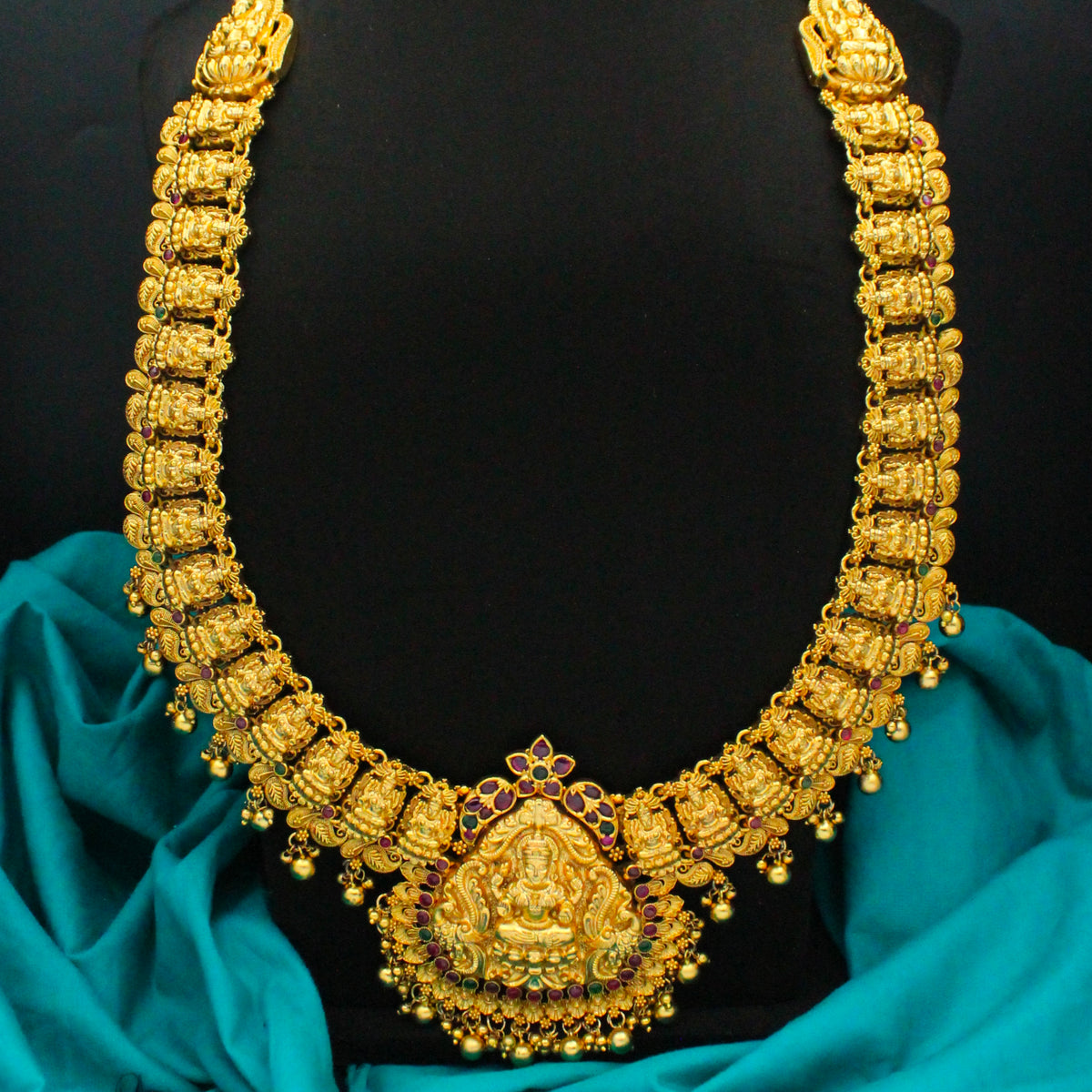 27107 Nakshi Laxmi Long Broad Necklace Set