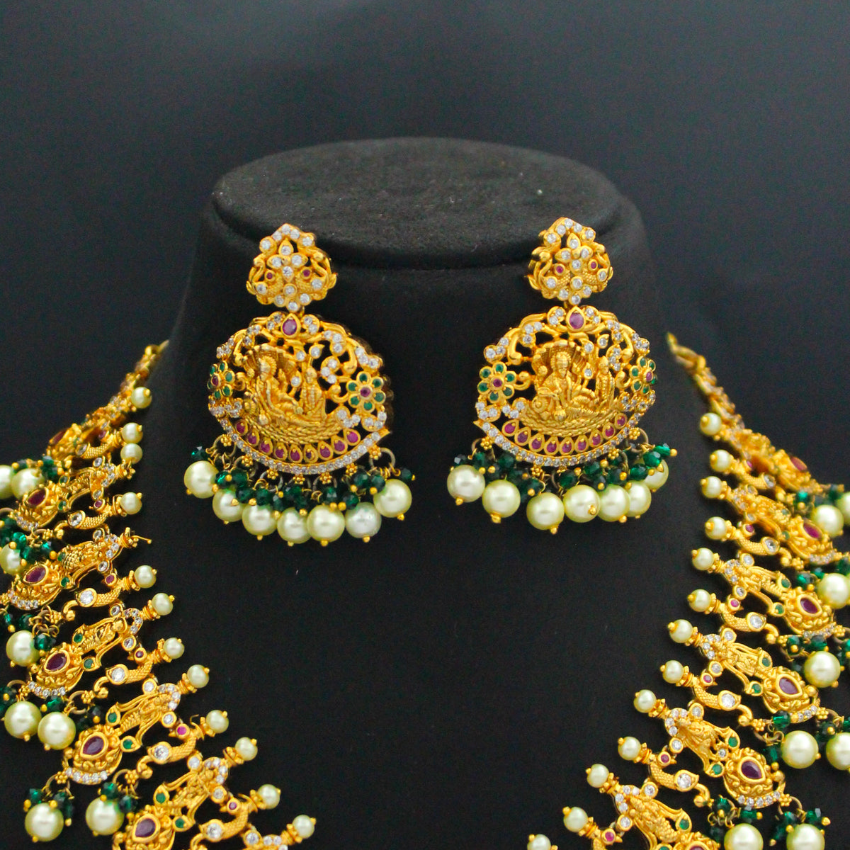 Matte Vishnu Lakshmi Short Necklace Set SP-11548