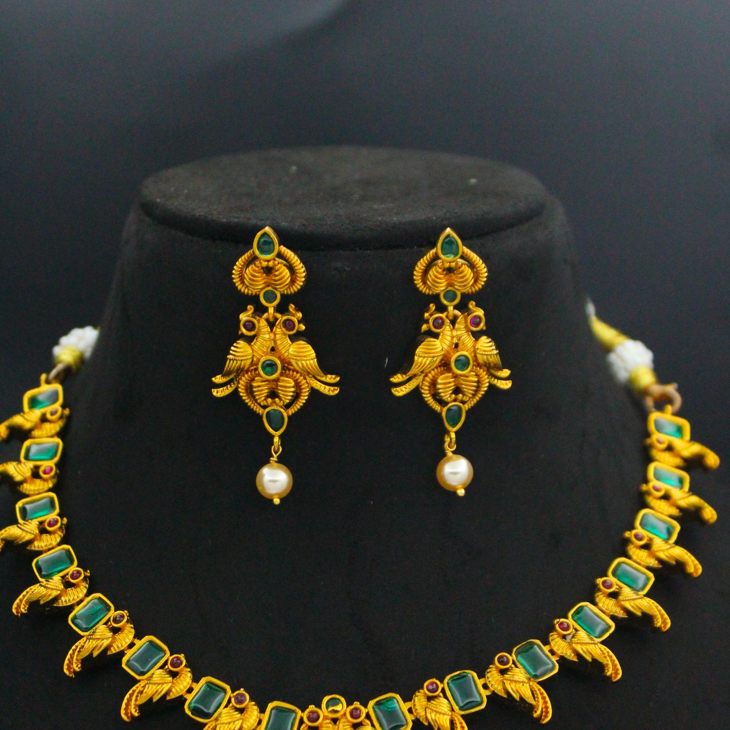 Peacock Pota Stone Short Necklace Set with Studs SP-38857