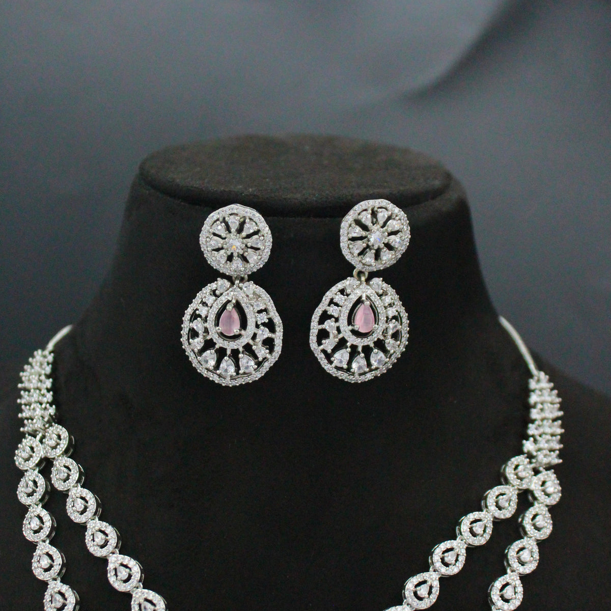 Platinum Mint Pink Short Necklace Set with Pushback Earrings SP-38865
