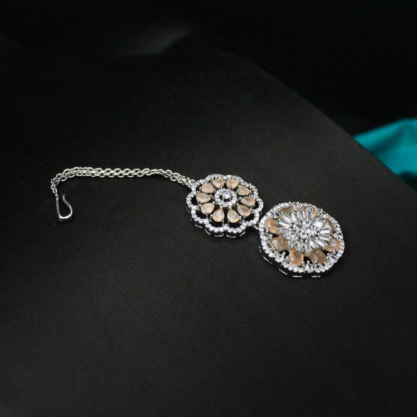 Platinum Mint Short Necklace Set Floral With Maangtikka And Push Back Earrings 16522