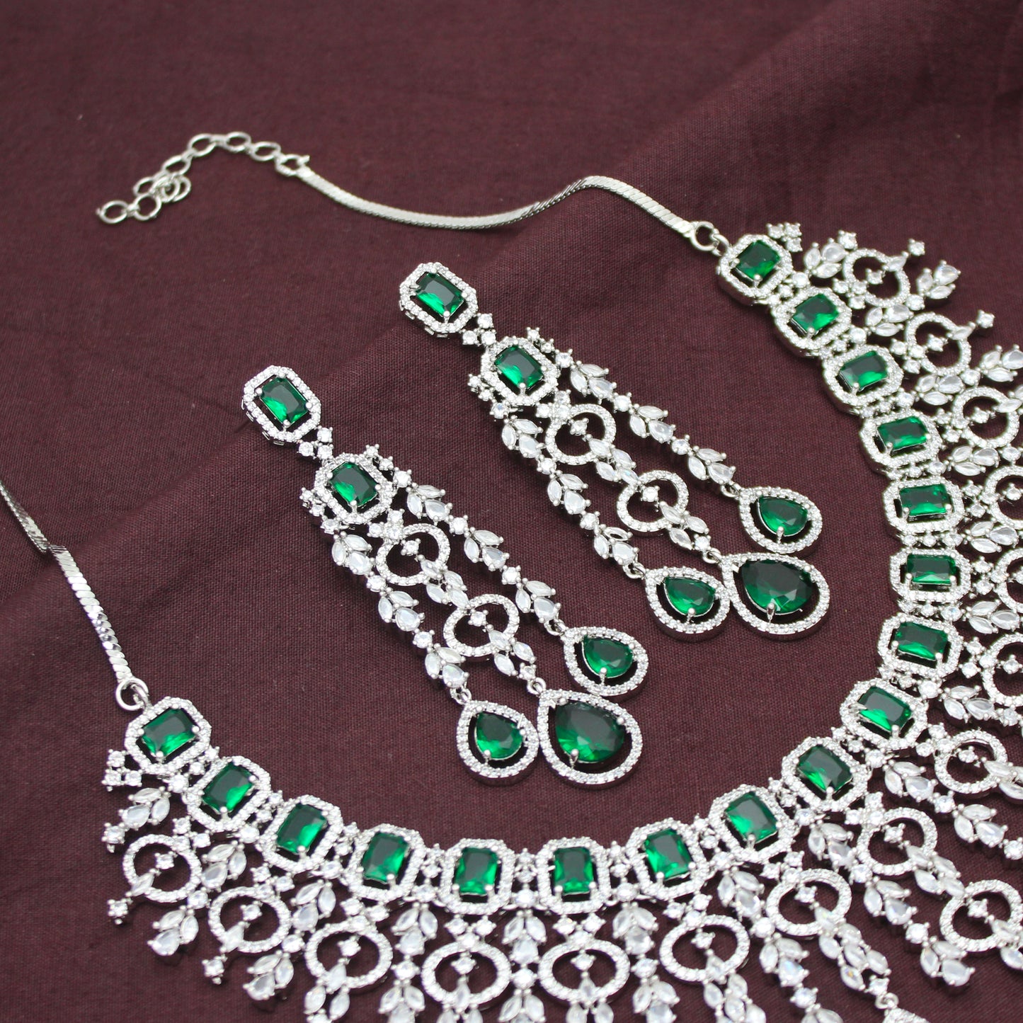 Bridal Short Platinum Green Square Stone Drop Necklace Set With Push Back Bridal Earrings Premium Jewellery For Party Wear 42892