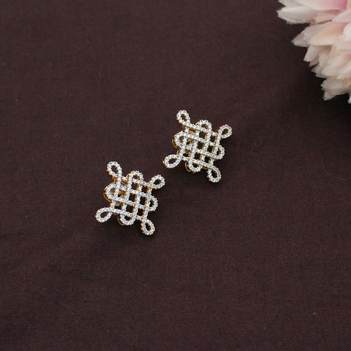 Full White Diamond Look Fancy Pendant Set With Earrings 42877