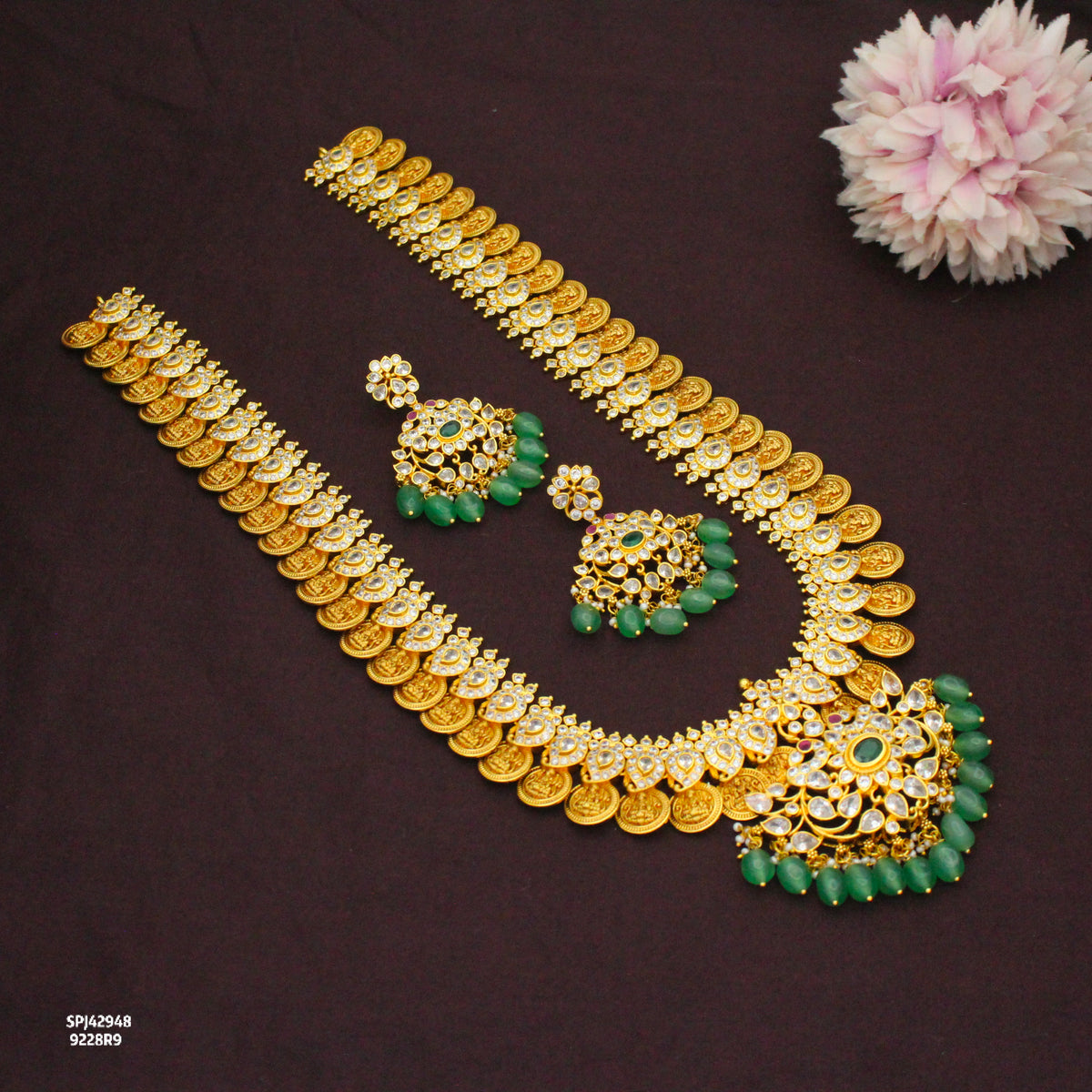 Traditional Uncut Stone Long Kasulu With Screw Back Earrings & Green Beads 42948