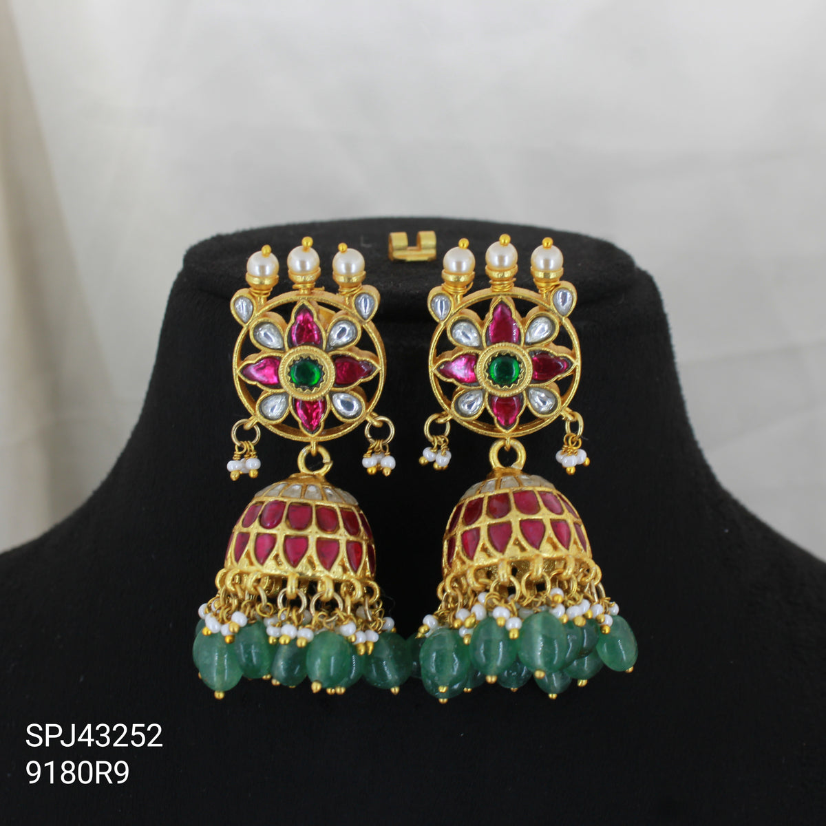 43252 Jadau Kundan mahanati pattern Jhumki