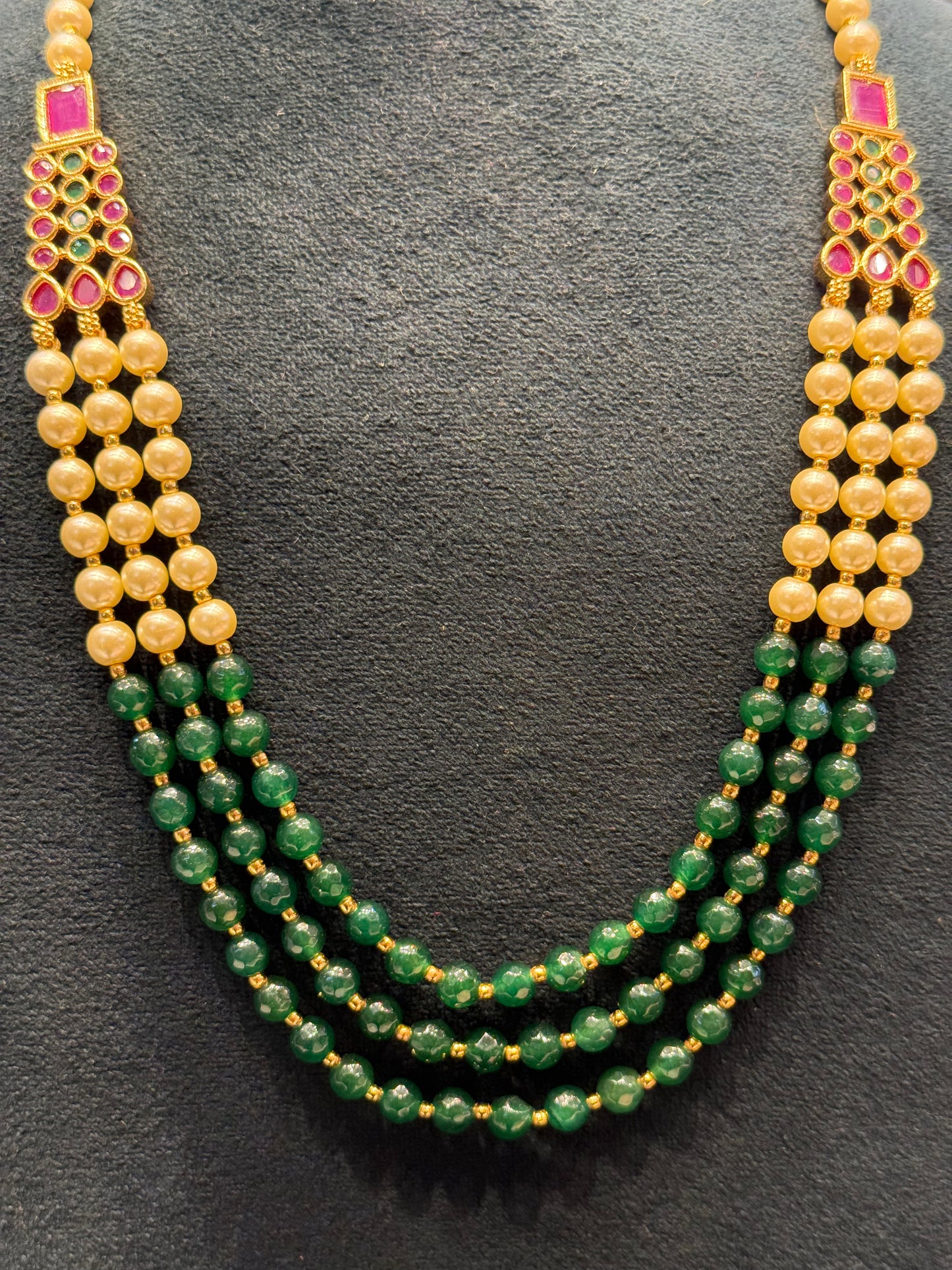 31021 3 lines beads Mala with pearls and green onex beads