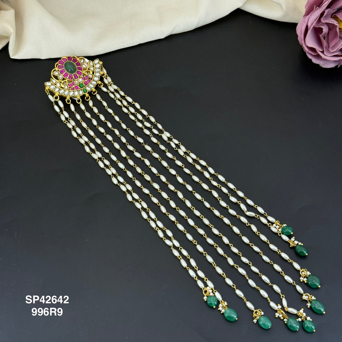 Jadau Kundan Locket with Rice Pearls Hair Accessories/ Jada