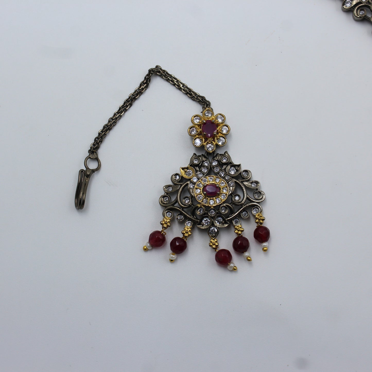 16773 Victorian Flower Ball Red Combo Red Necklace Set