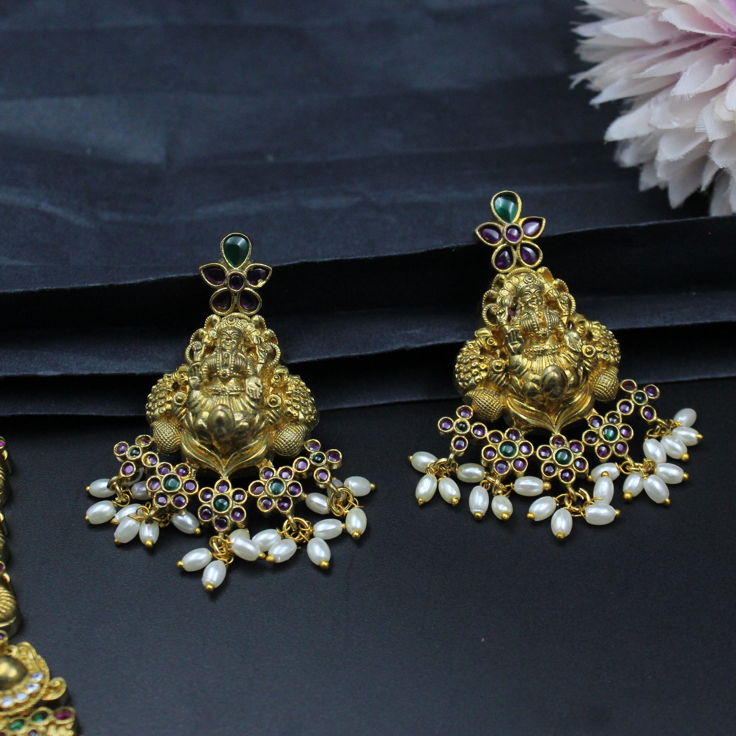 29093 Nakshi Short Necklace