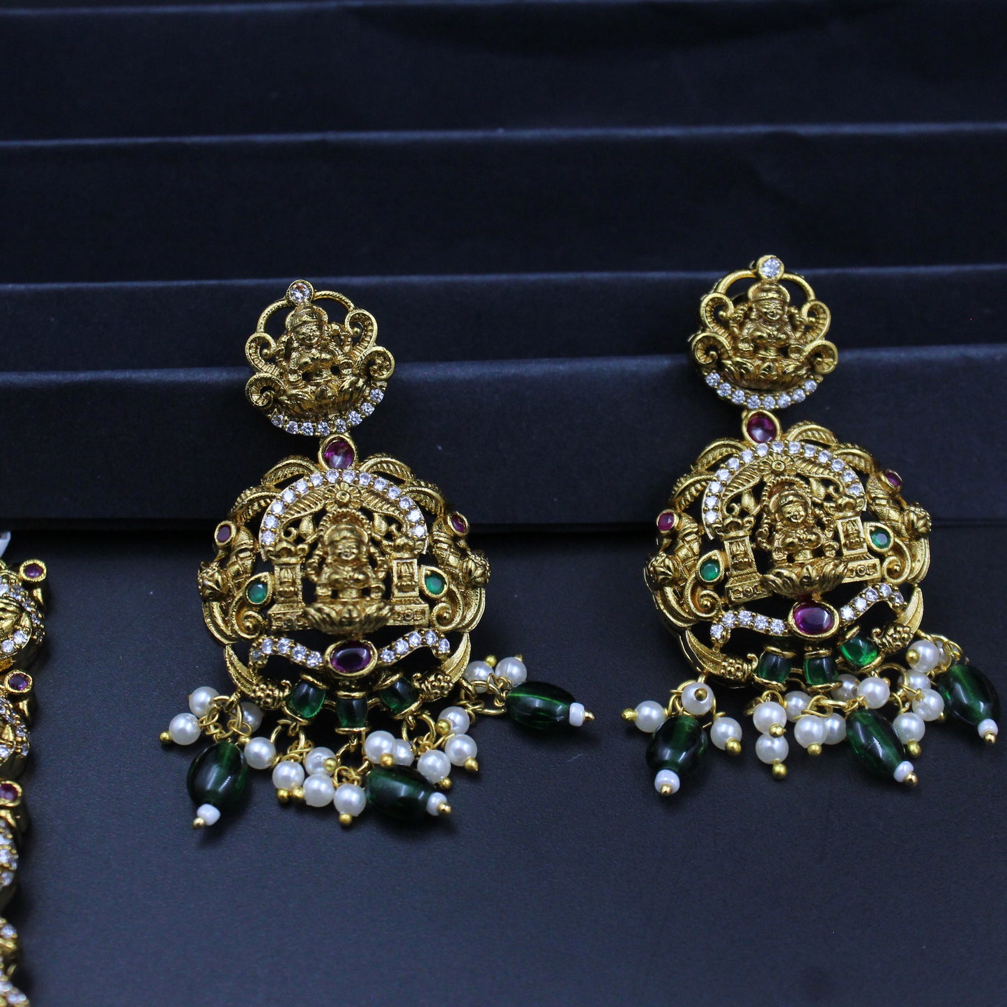 39815 Matte Laxmi Peacock Short Necklace