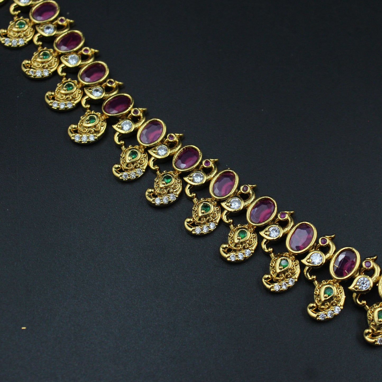 23636 Laxmi Mango Short Necklace