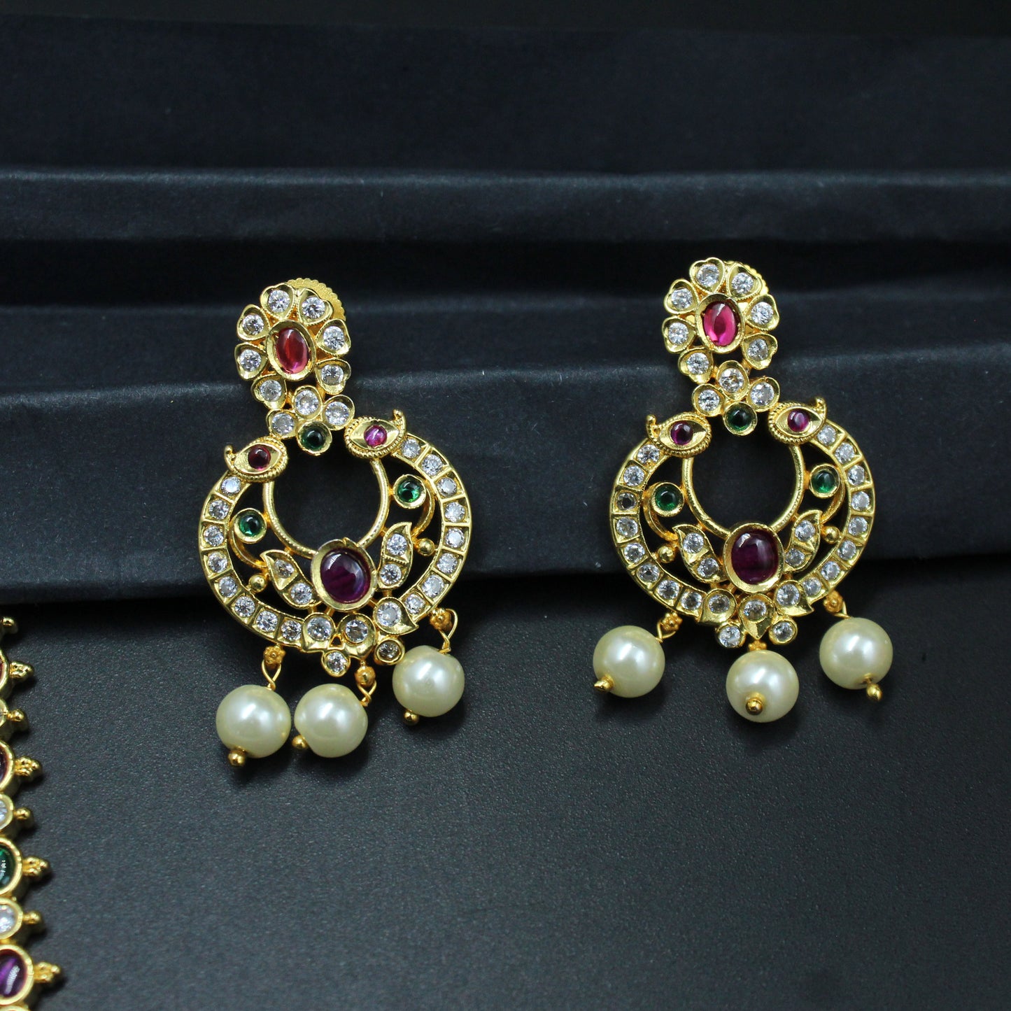 12288/12289 Lakshmi Kasulu pota stone short necklace