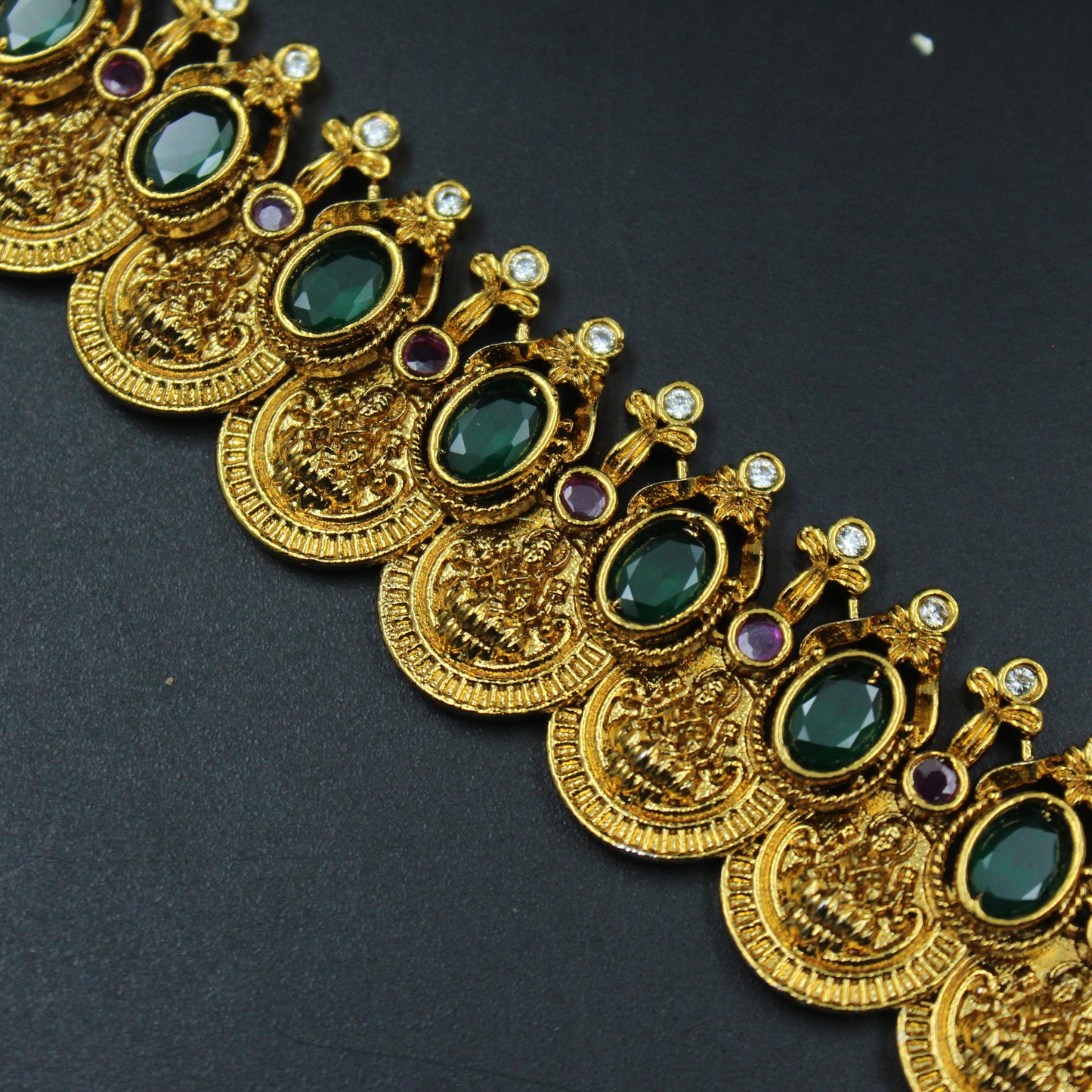 39700 Mate Kasula Haram Long Necklace With Green Stones