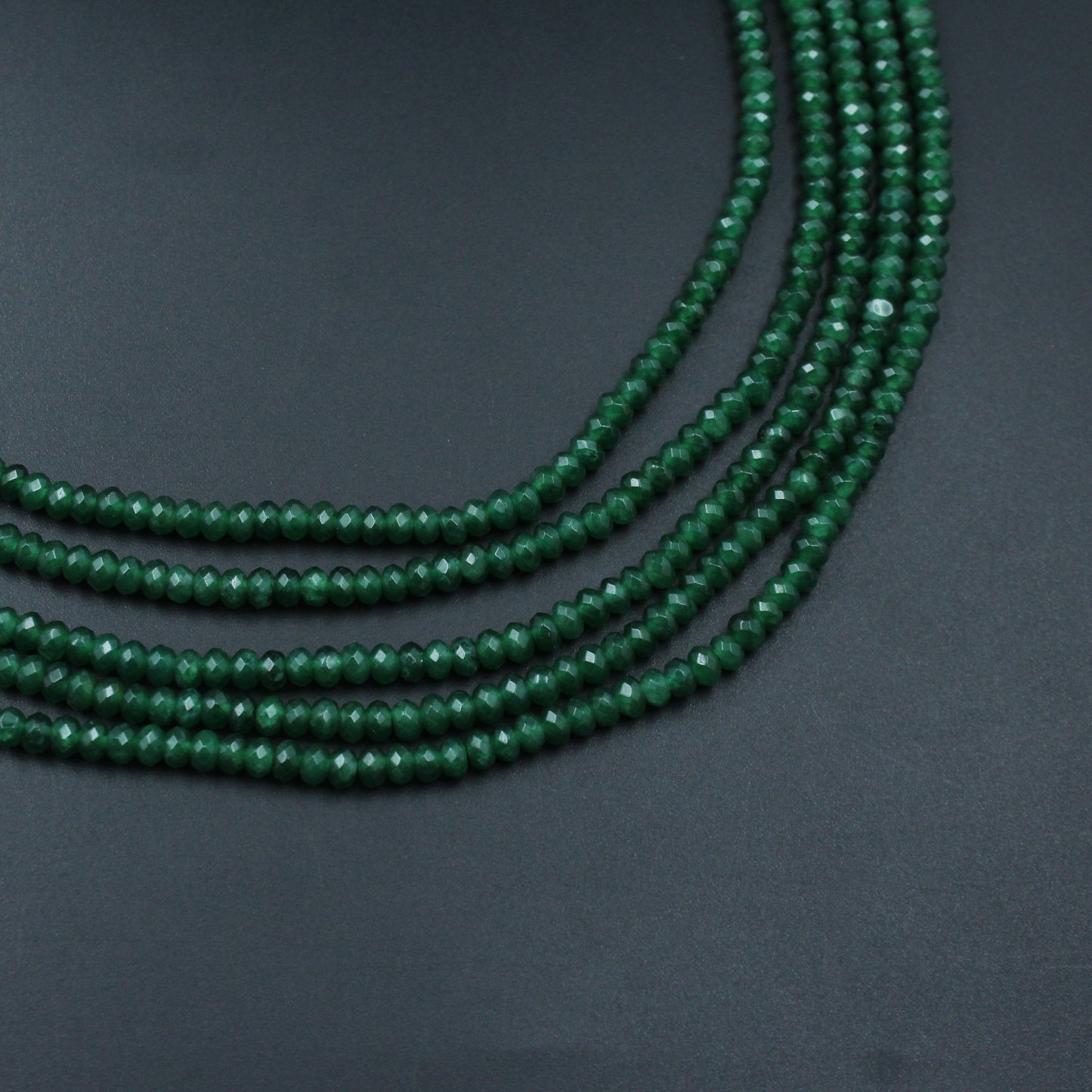 39485 - 5 Lines Green Onex Beads Mala