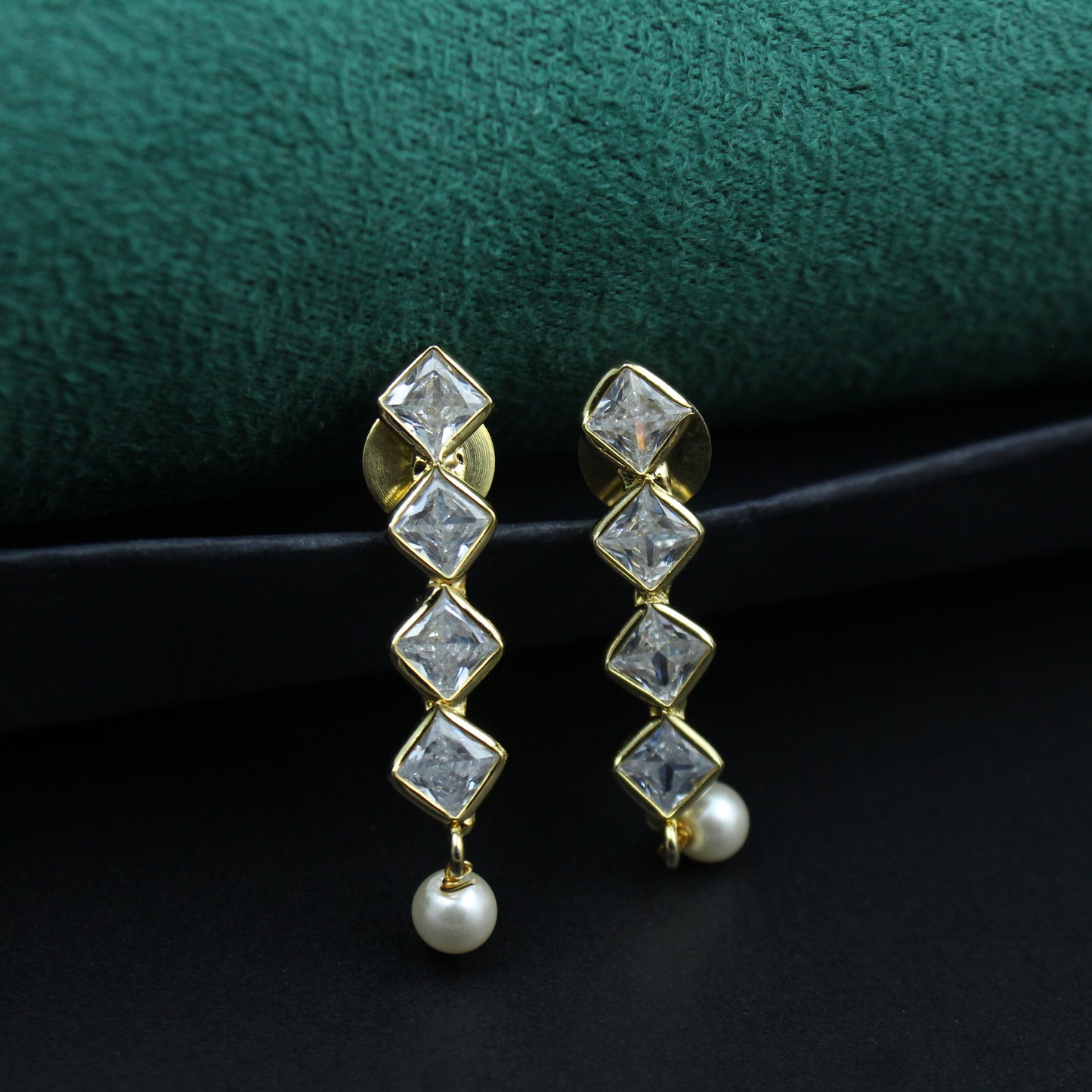 40287 - 5 Lines Sugar Beads Mala Merron With Square Pendent Set