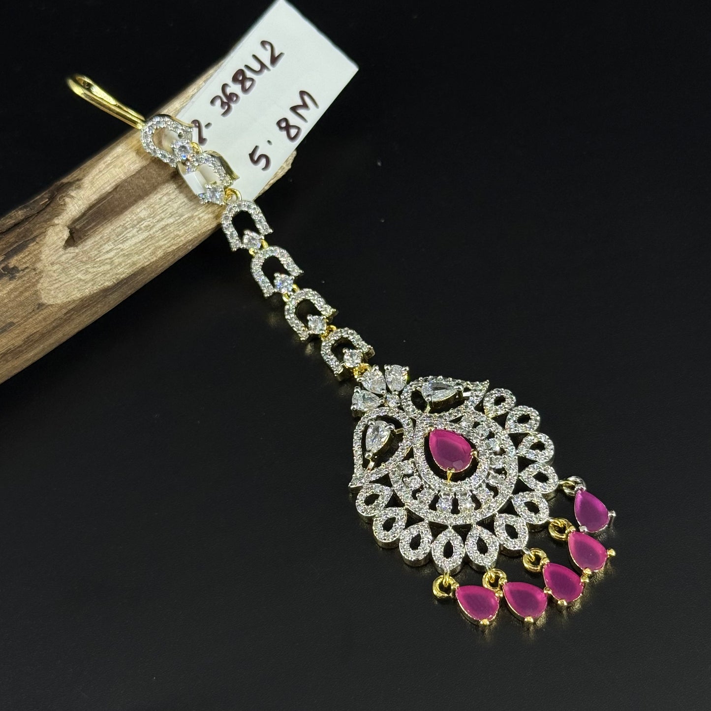 36842 G J Maang Tika