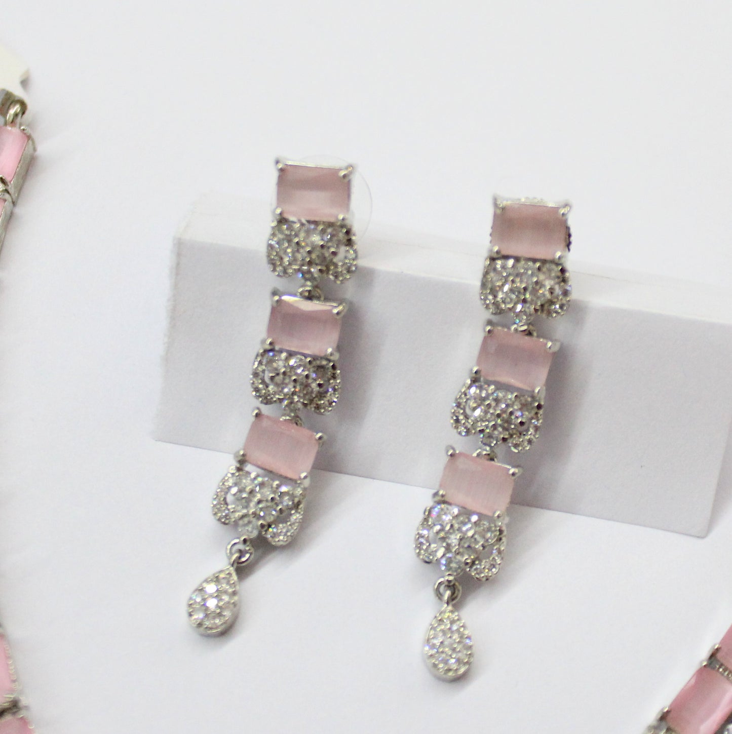 Platinum necklace
