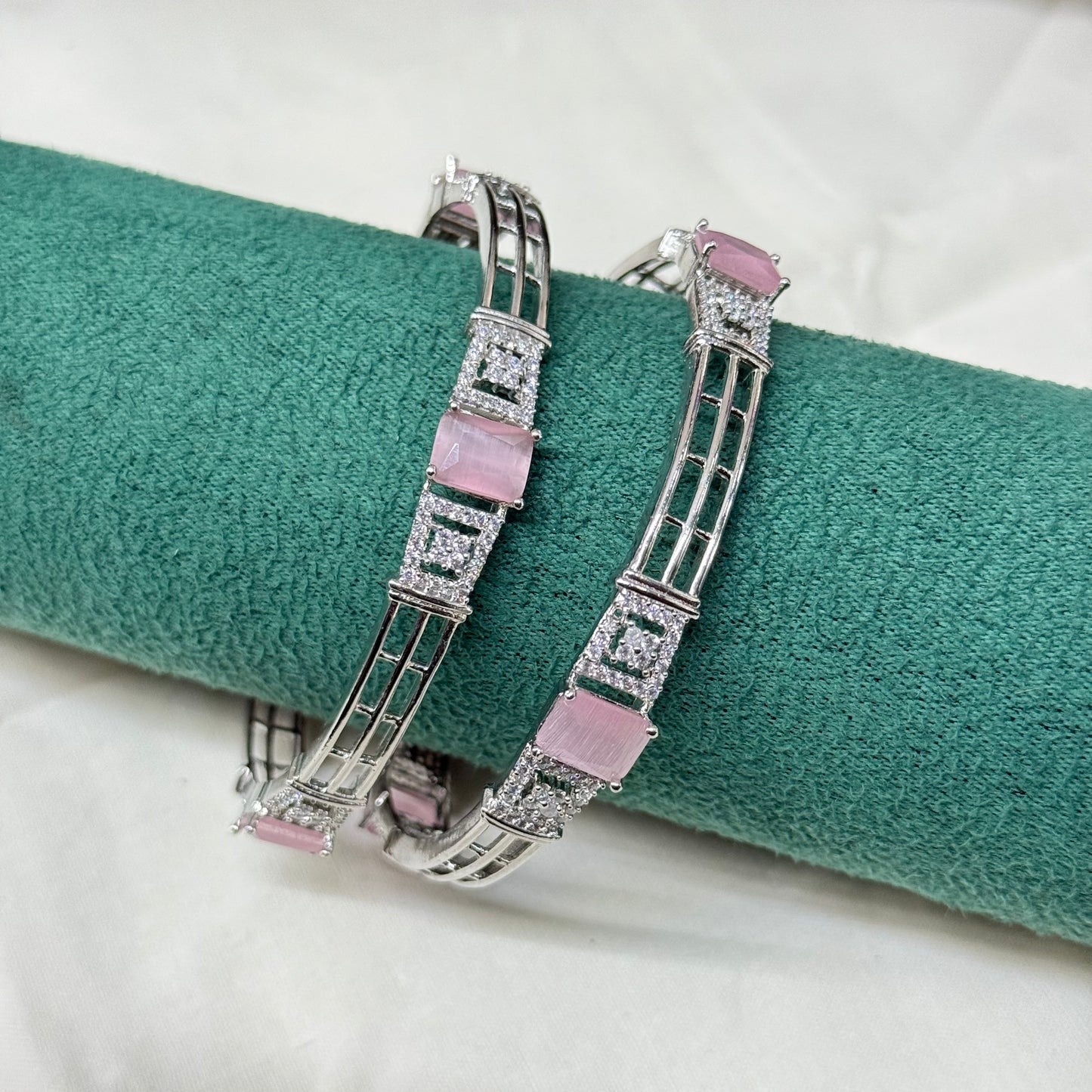 18461 platinum mint pink stone bangle