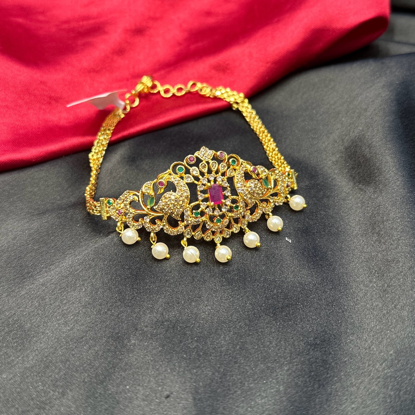 22208 Cz Arm/ Neck choker