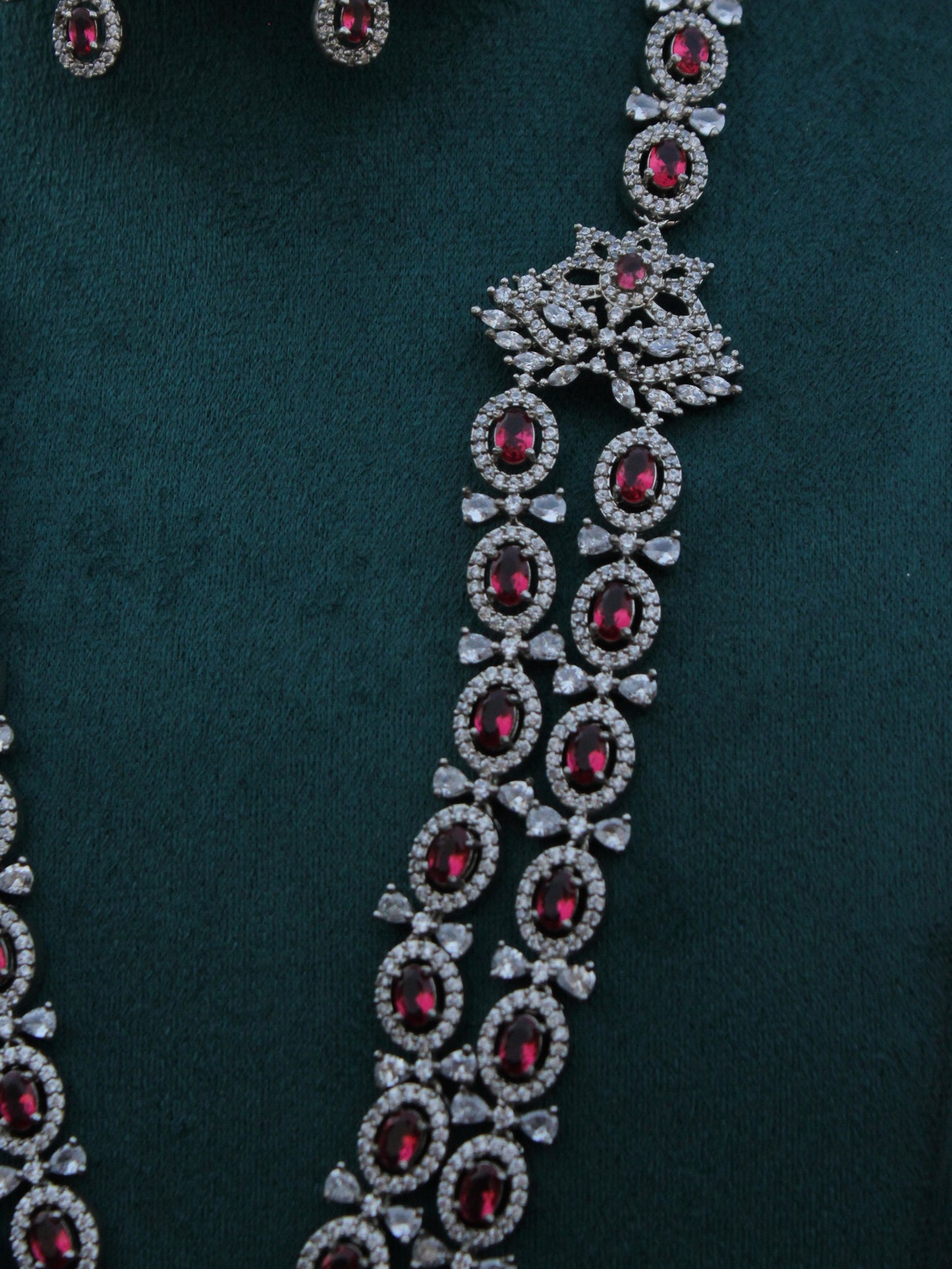 9091 Regal Ruby Diamond Necklace Set