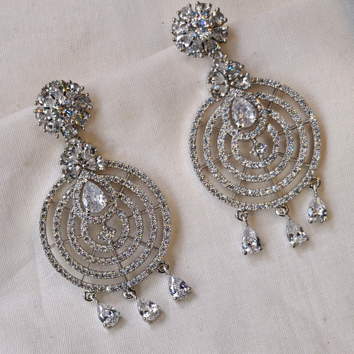 35062 / 35063 platinum full white earrings