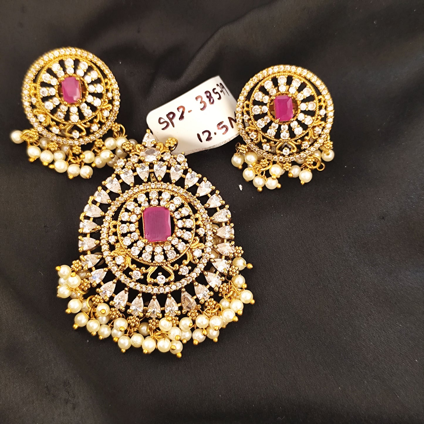 38579 Victorian Ruby pendant set