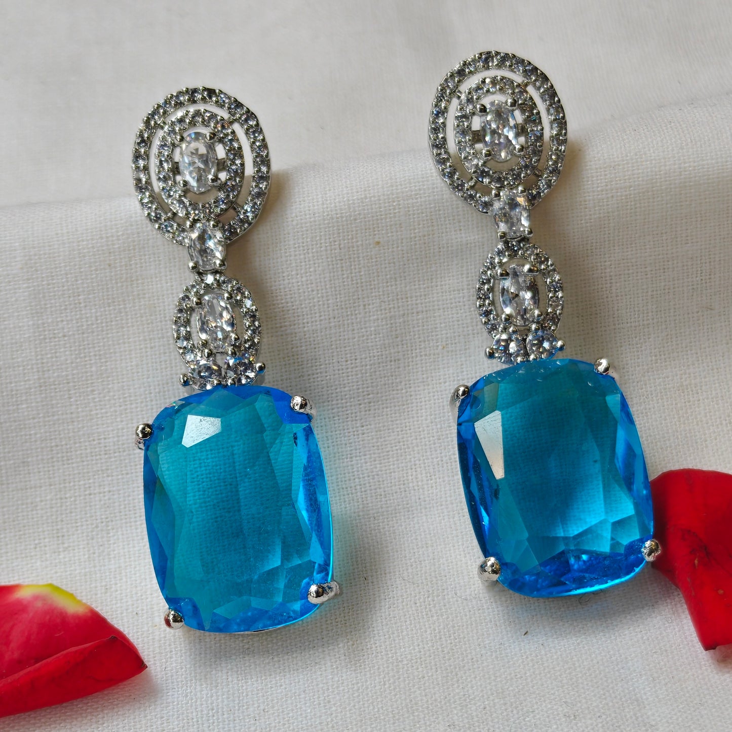 28637 / 28638 platinum sky blue colour earrings