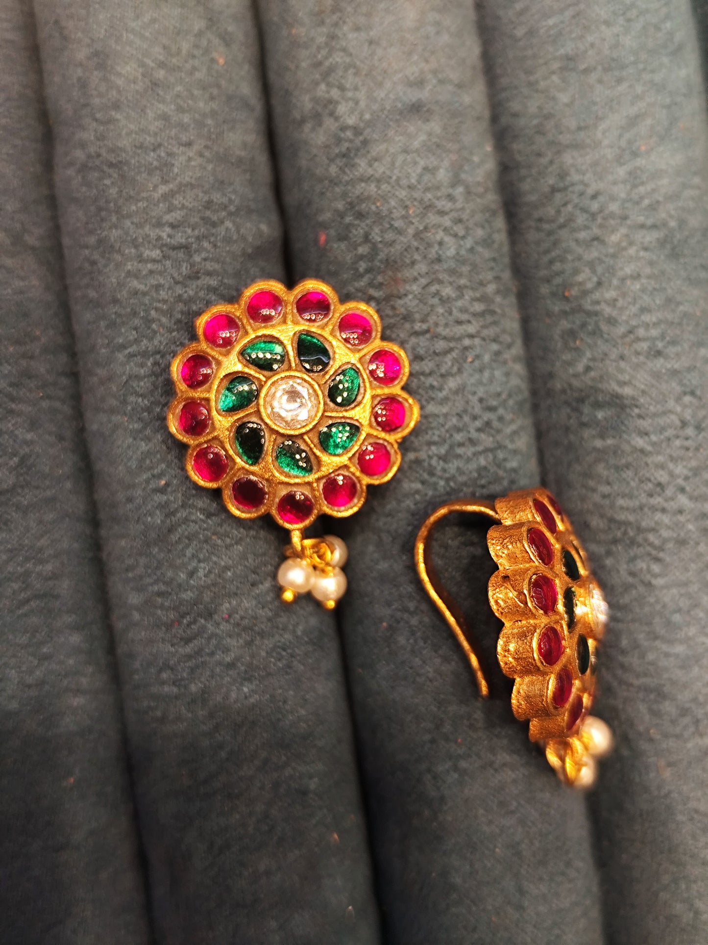 Jadau kundan flower bugadi