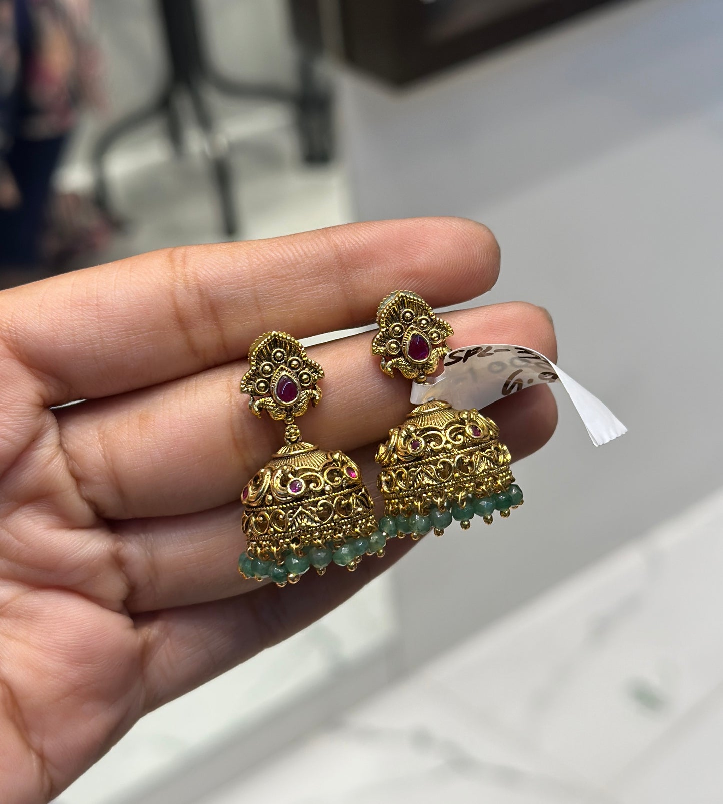 38221 Victorian jhumki