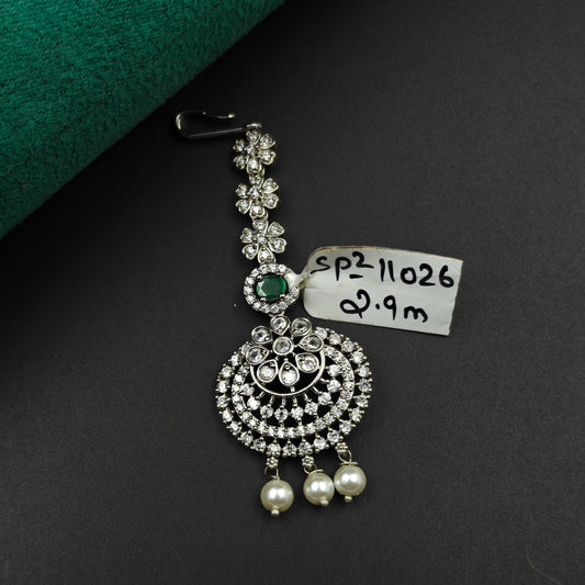 11026 Platinum Chandbali MaangTika