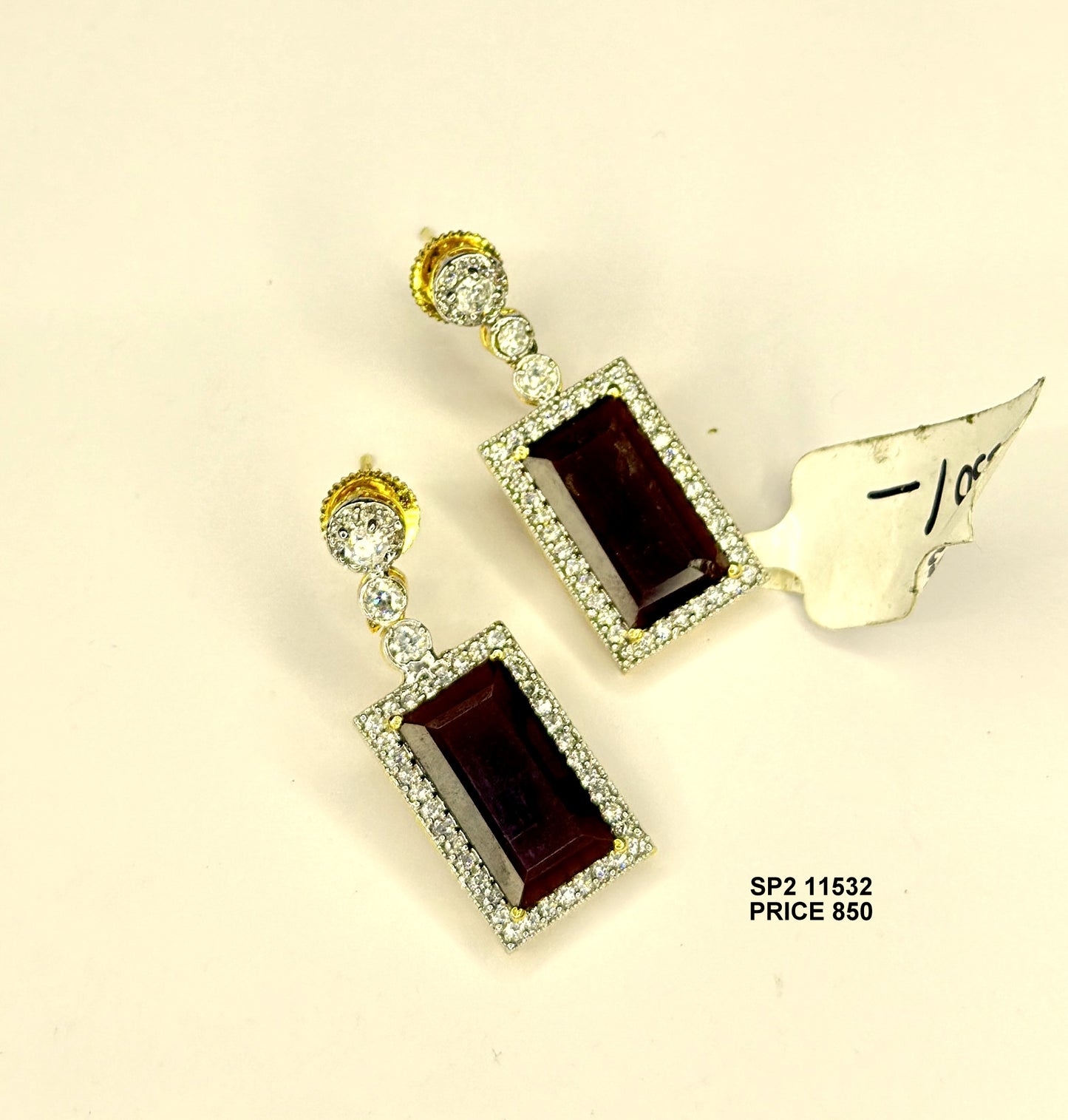 11530 Platinum earring