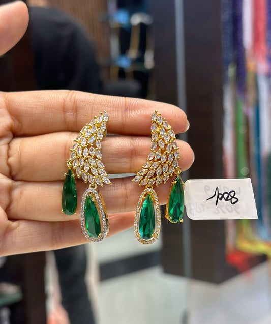 36067 Green stone earrings