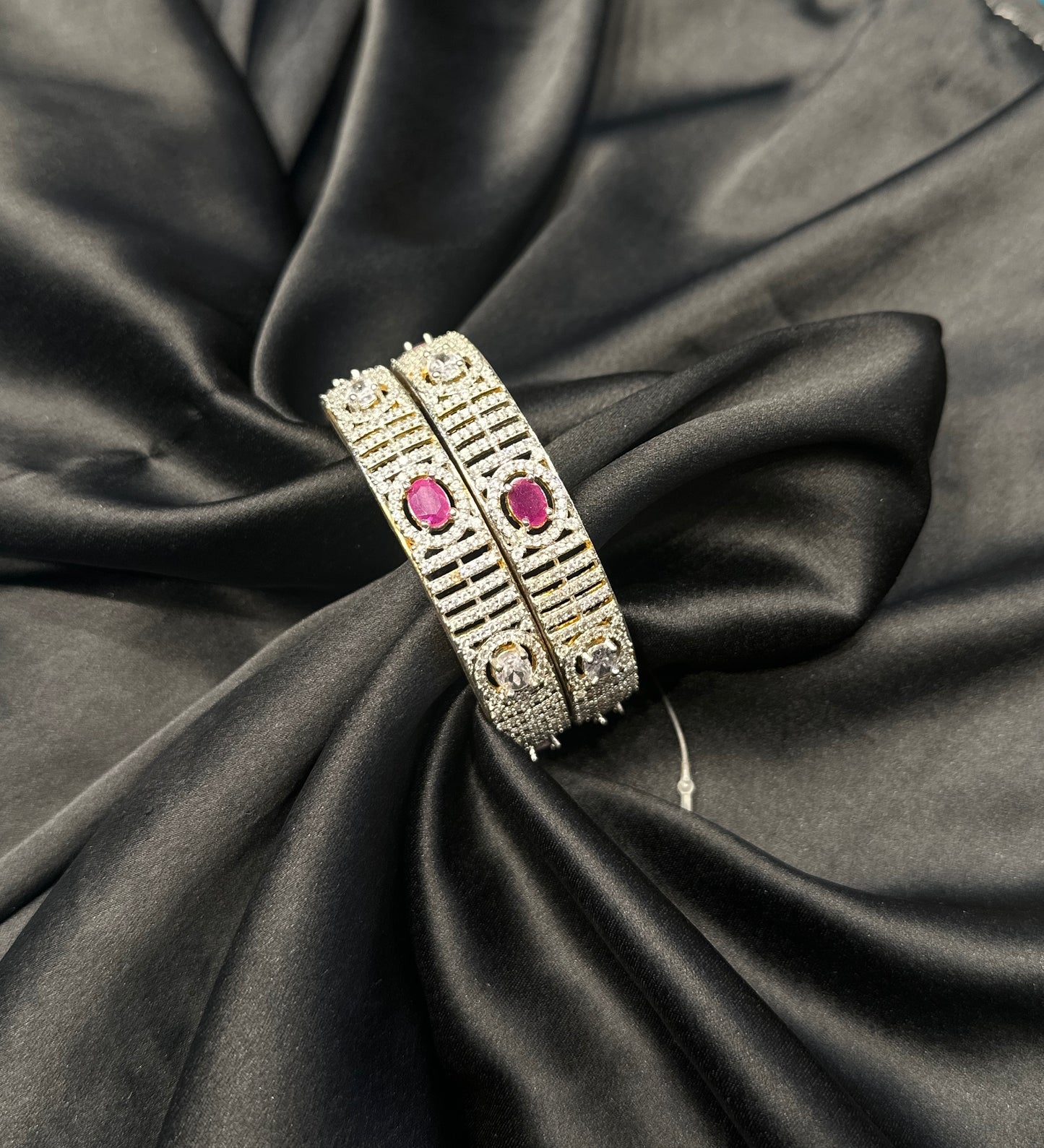 17169 GJ/ Diamond Look Bangles with oval stones